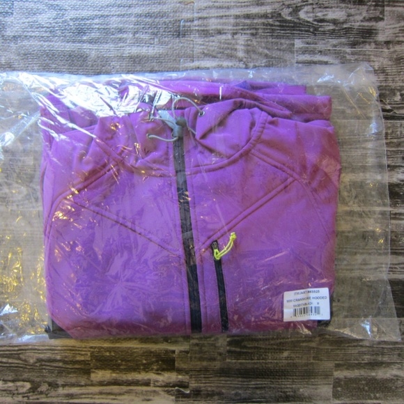 NWT Double Diamond Softshell Hooded Jacket - Picture 7 of 7